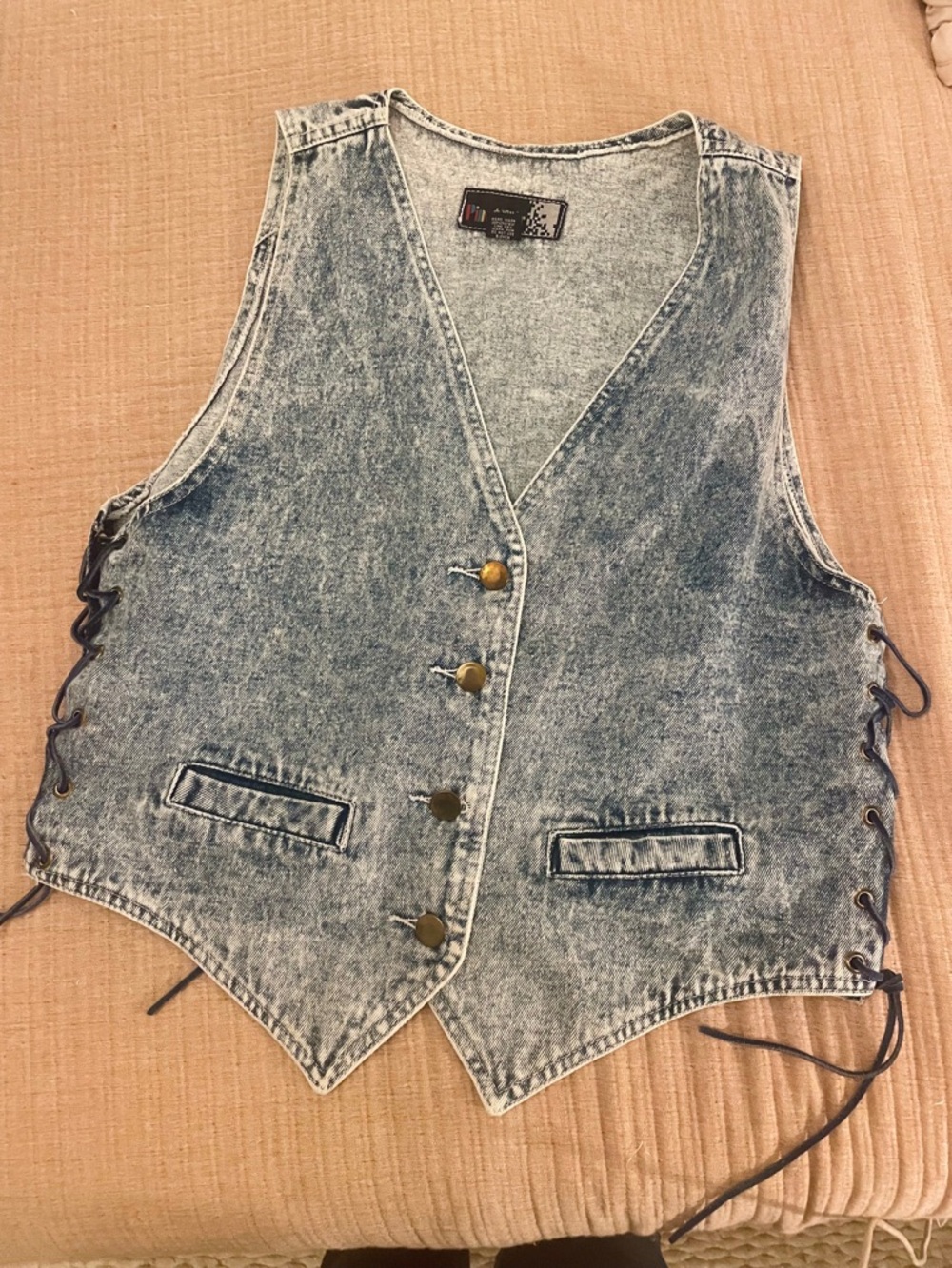 VTG Pinot Noir 80s 90s Acid Wash Denim Vest with Suede Lace-up Sides and Back